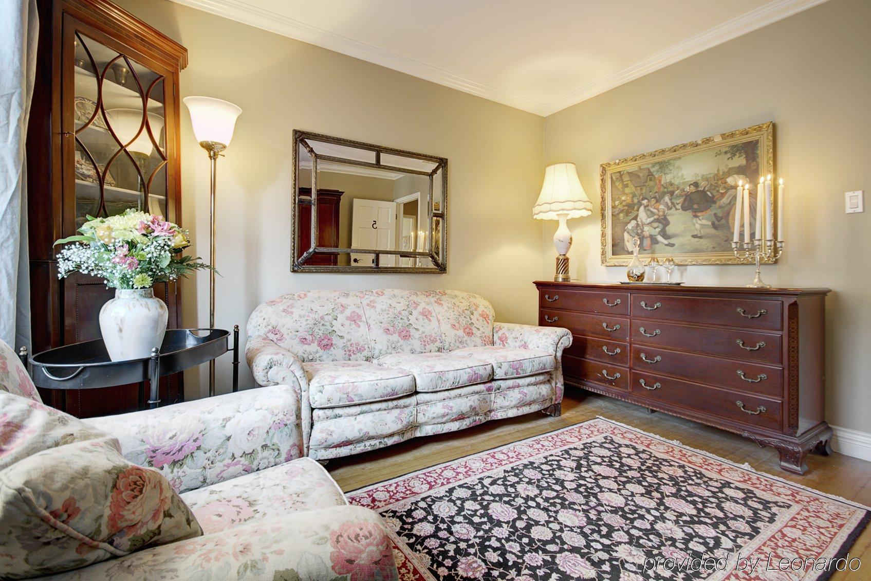 The English Bay Inn Langley Zewnętrze zdjęcie