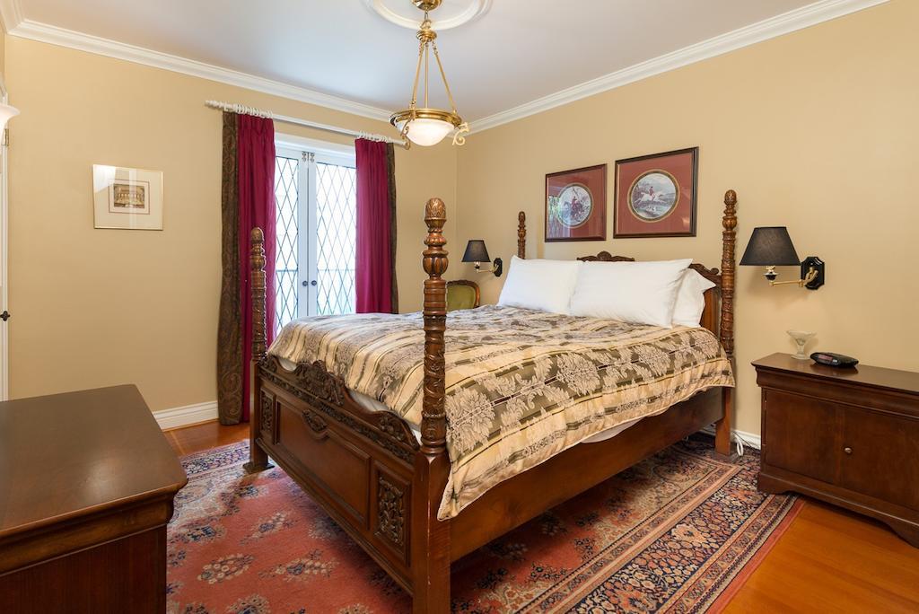 The English Bay Inn Langley Zewnętrze zdjęcie