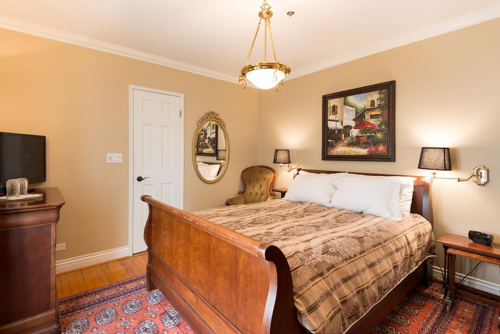 The English Bay Inn Langley Zewnętrze zdjęcie
