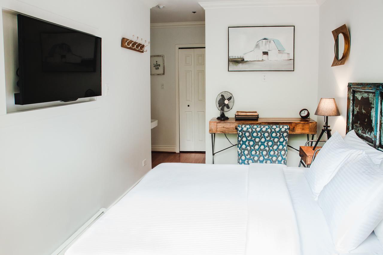 The English Bay Inn Langley Zewnętrze zdjęcie