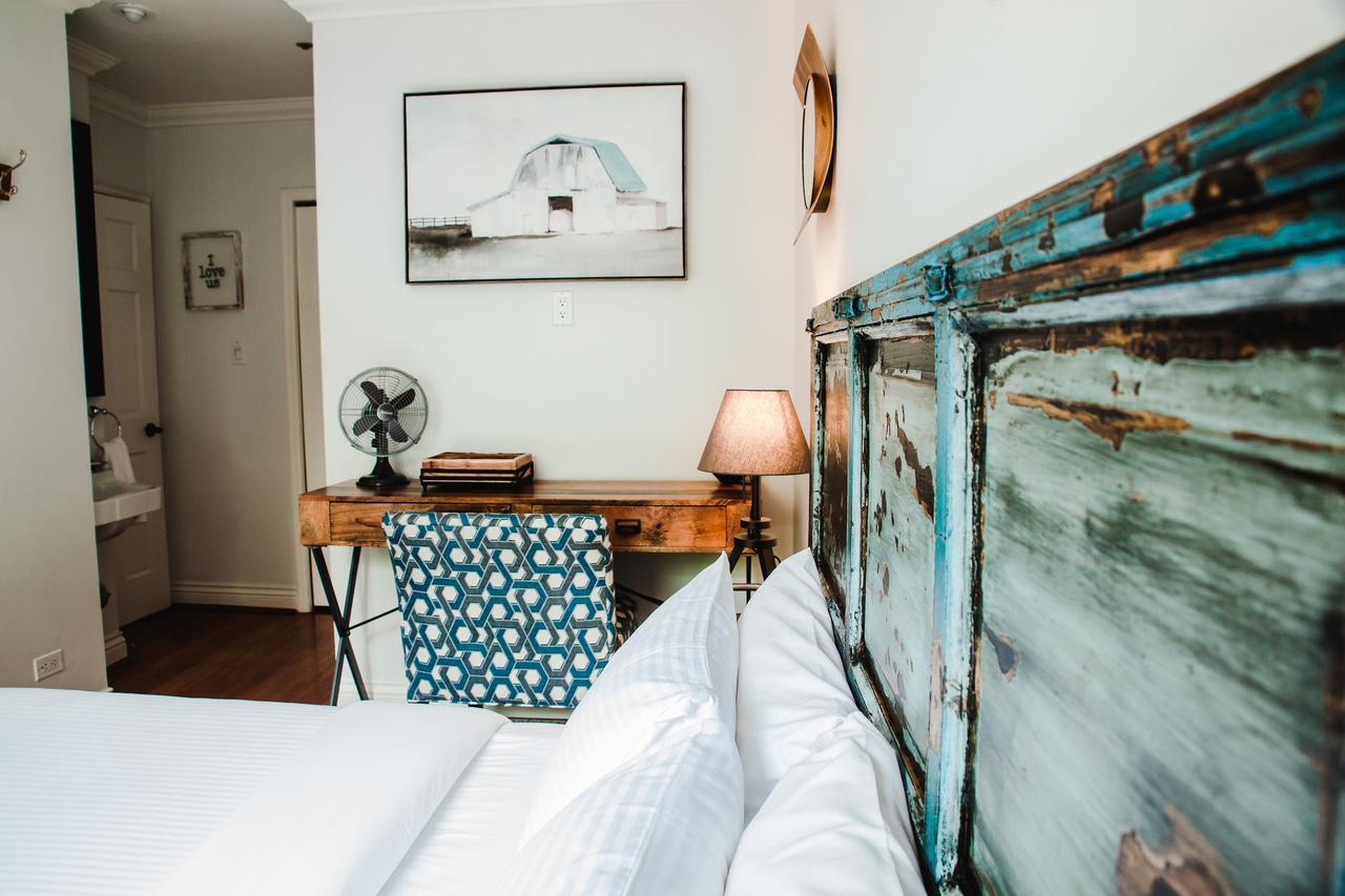 The English Bay Inn Langley Zewnętrze zdjęcie